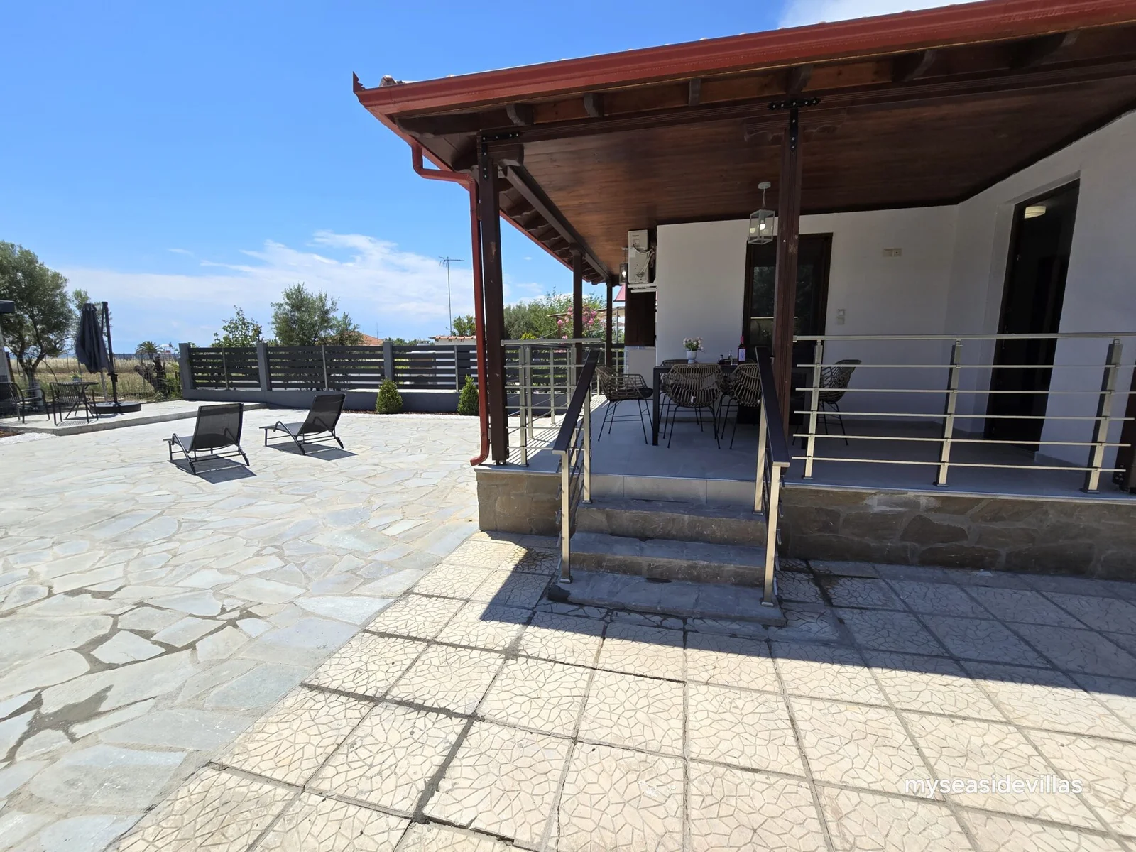 Villa Summertime